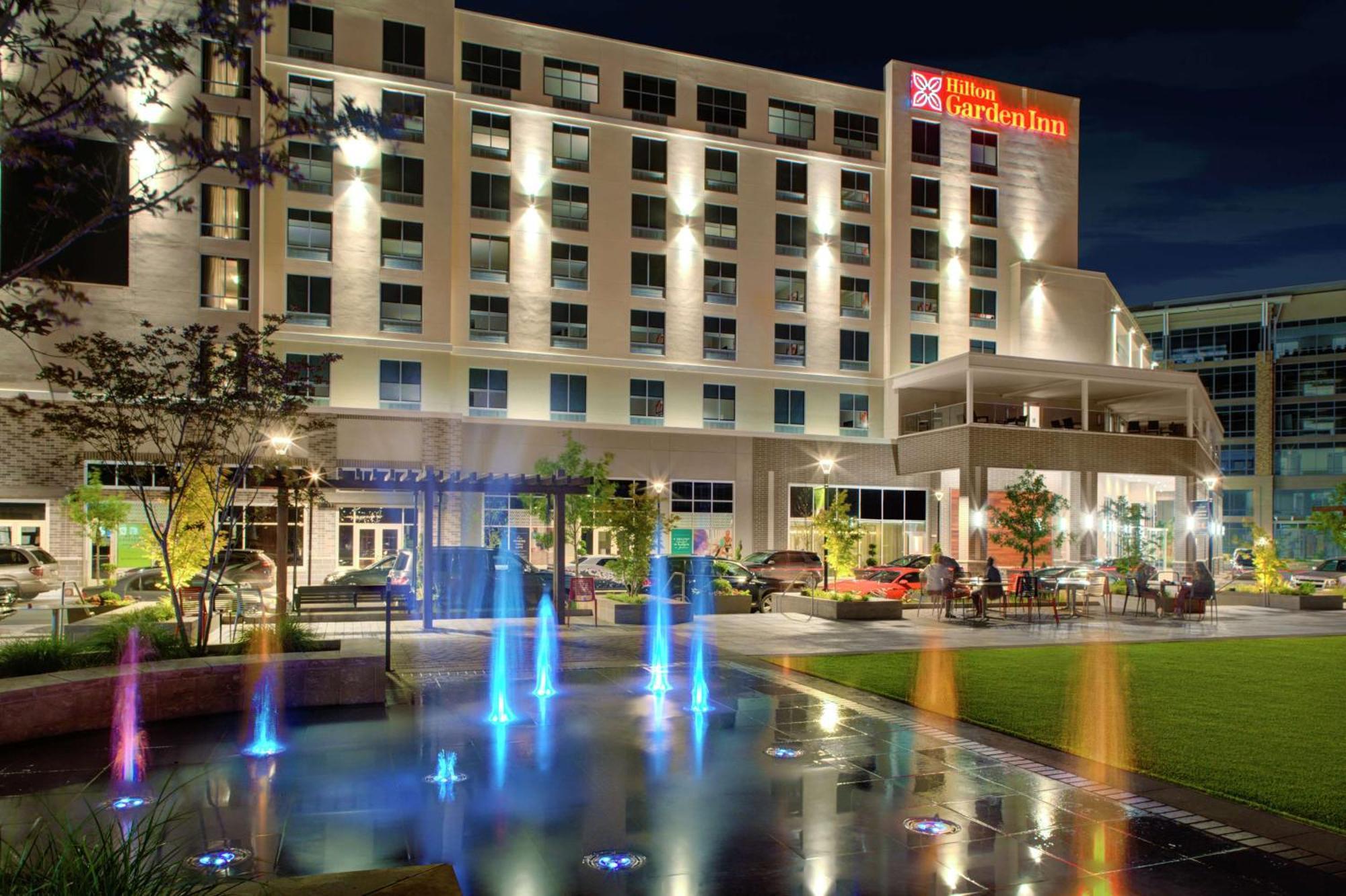 Hilton Garden Inn Charlotte Waverly Ballantyne Exterior photo